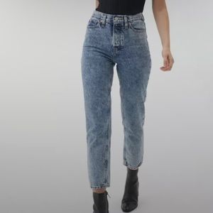 BDG | URBAN OUTFITTERS | High-Waisted Slim Straight Acid Wash Jeans